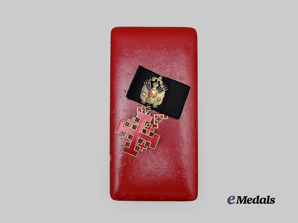 vatican,_papal_states._an_order_of_the_holy_sepulchre,_grand_officer_neck_badge_in_case_e_medals__e_u25064_4
