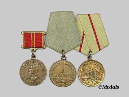 russia,_soviet_union._a_lot_of_three_second_war_medals_e_medals__e_u25084_2