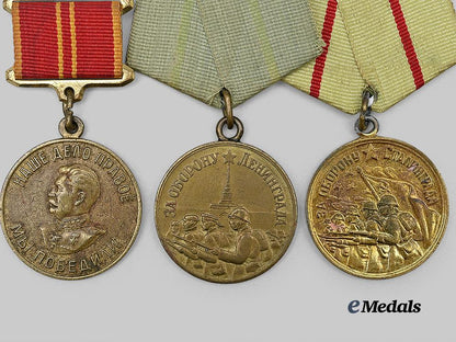 russia,_soviet_union._a_lot_of_three_second_war_medals_e_medals__e_u25084_3