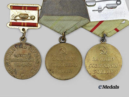 russia,_soviet_union._a_lot_of_three_second_war_medals_e_medals__e_u25084_5