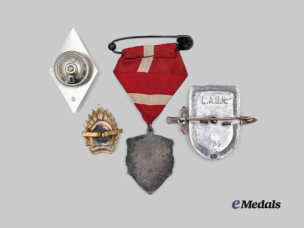 latvia,_first_republic._a_lot_of_awards&_badges_e_medals__e_u25088_3