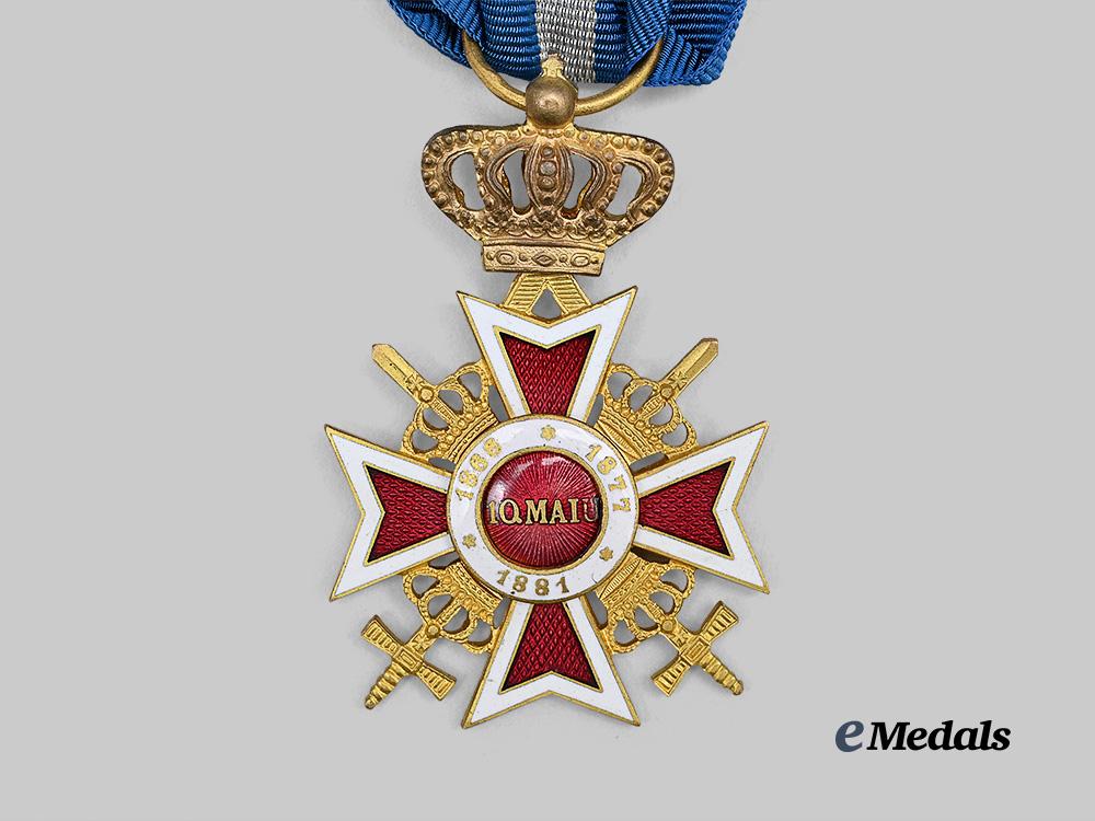 romania,_kingdom._an_order_of_the_crown,_officer’s_cross_with_swords,_c.1941_e_medals__e_u25118_5