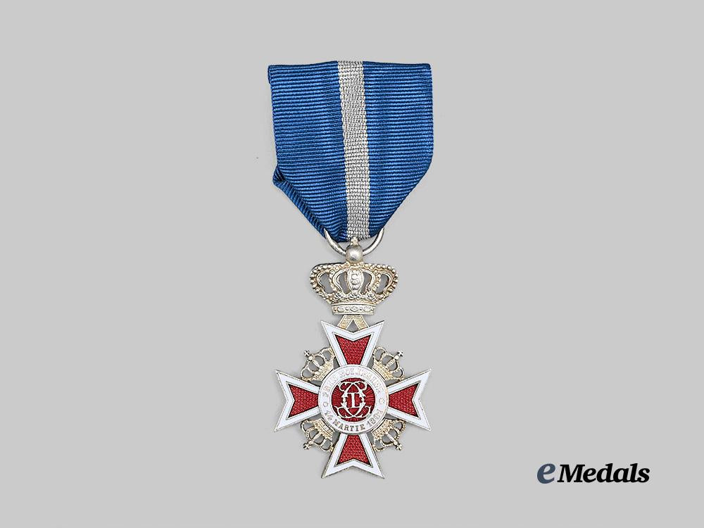 romania,_kingdom._an_order_of_the_crown,_v_class_knight,_civil_division,_c.1940_e_medals__e_u25122_2