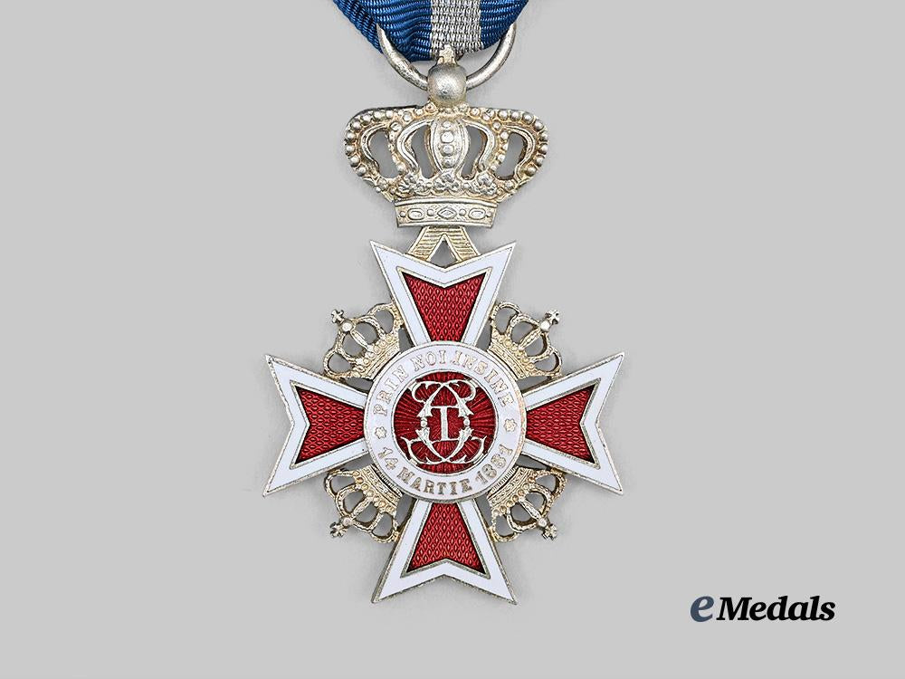 romania,_kingdom._an_order_of_the_crown,_v_class_knight,_civil_division,_c.1940_e_medals__e_u25122_3