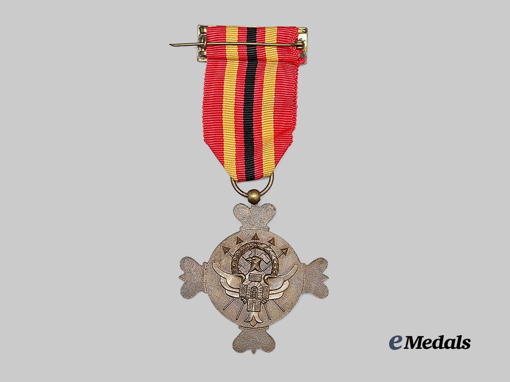 spain,_spanish_state._a_medal_of_the_volunteers_of_cuidad_real_e_medals__e_u25155_4