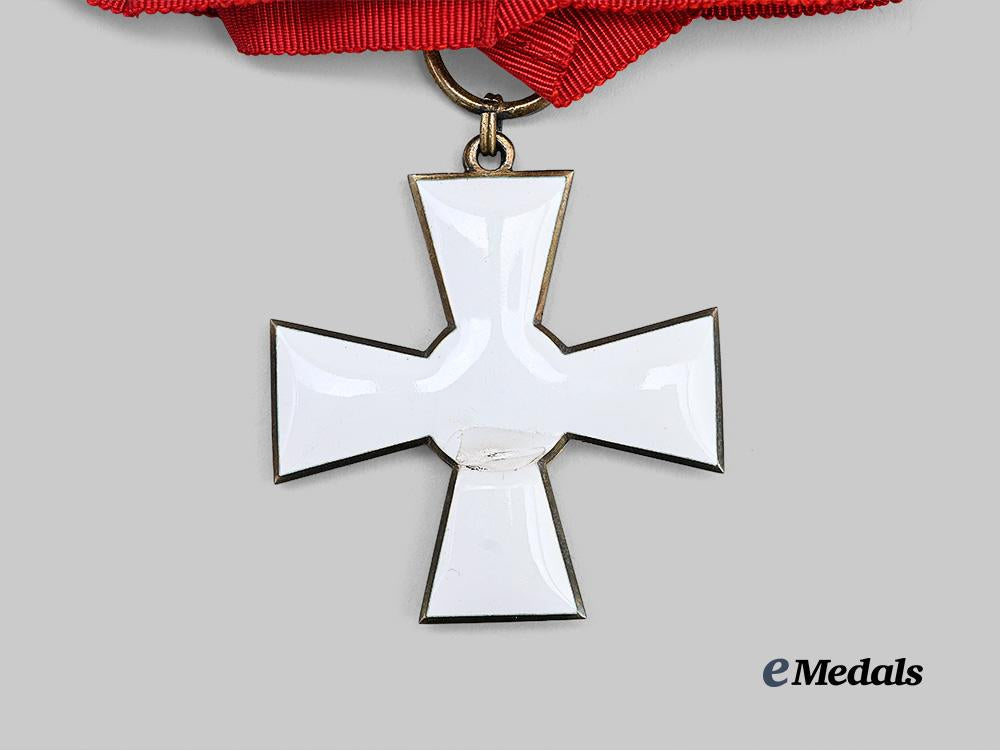 finland,_republic._an_order_of_the_lion_of_finland,_commander’s_badge_by_a._tillander_with_case_e_medals__e_u25188_9