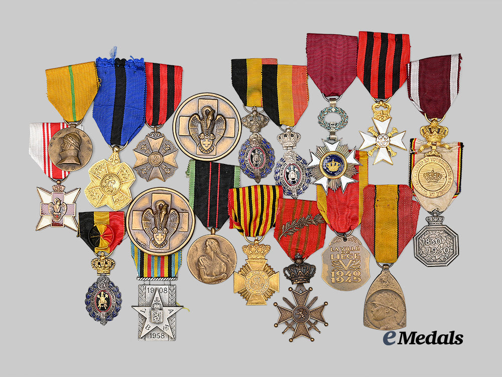 belgium,_kingdom._a_large_lot_of_nineteen_belgian_medals_and_decorations_e_medals__e_u25206_2