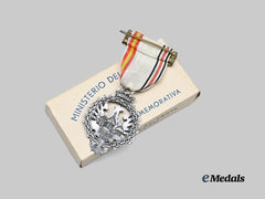 Spain, Spanish State. A Mint Medal of the Russian Campaign, with Case, by Diez y Campañia