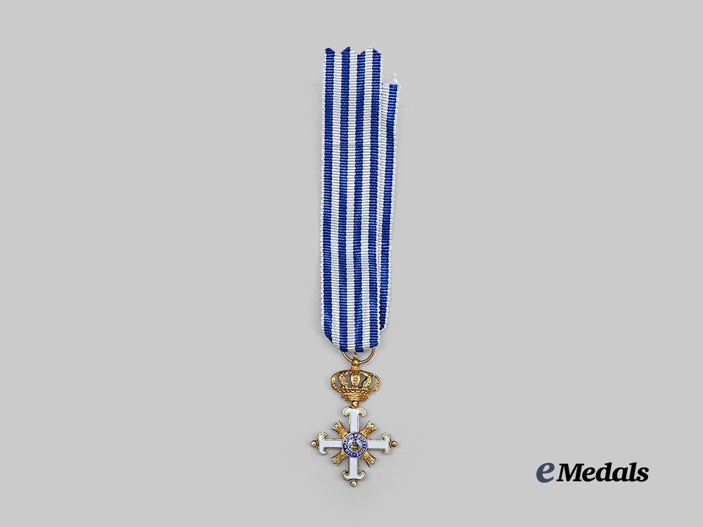 san_marino,_republic._a_civil_and_military_order_of_san_marino_in_gold,_miniature,_c.1900_e_medals__e_u25233_5