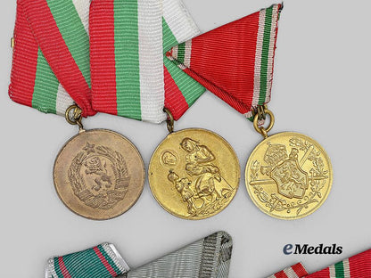 bulgaria,_socialist_republic._a_lot_of_eight_medals&_awards_e_medals__e_u25236_4