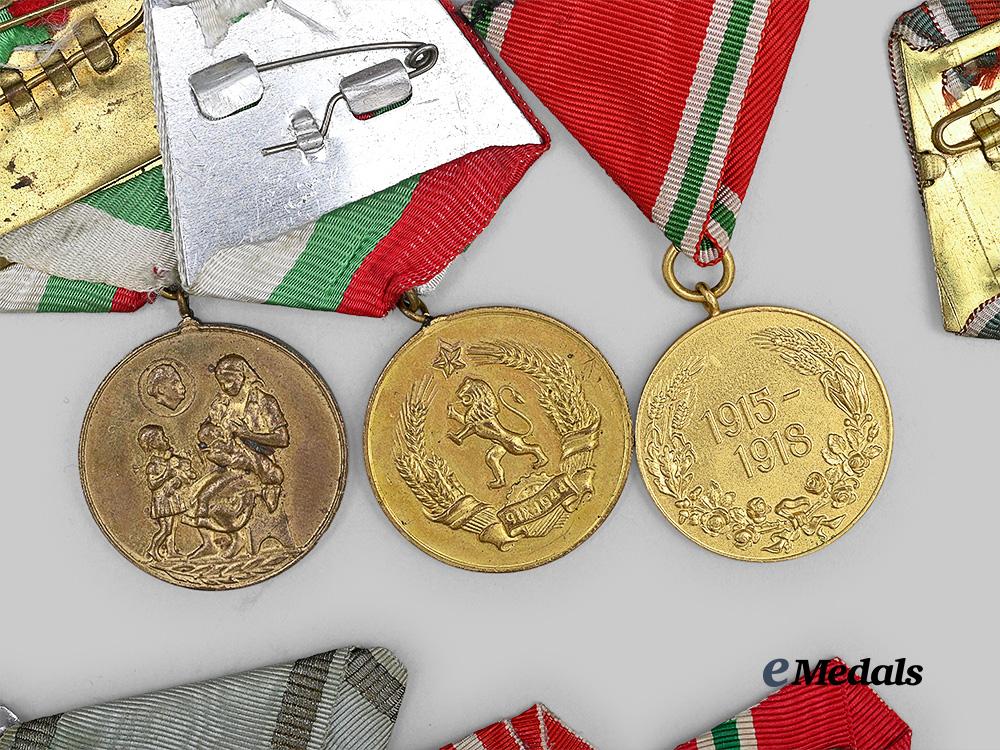 bulgaria,_socialist_republic._a_lot_of_eight_medals&_awards_e_medals__e_u25236_8