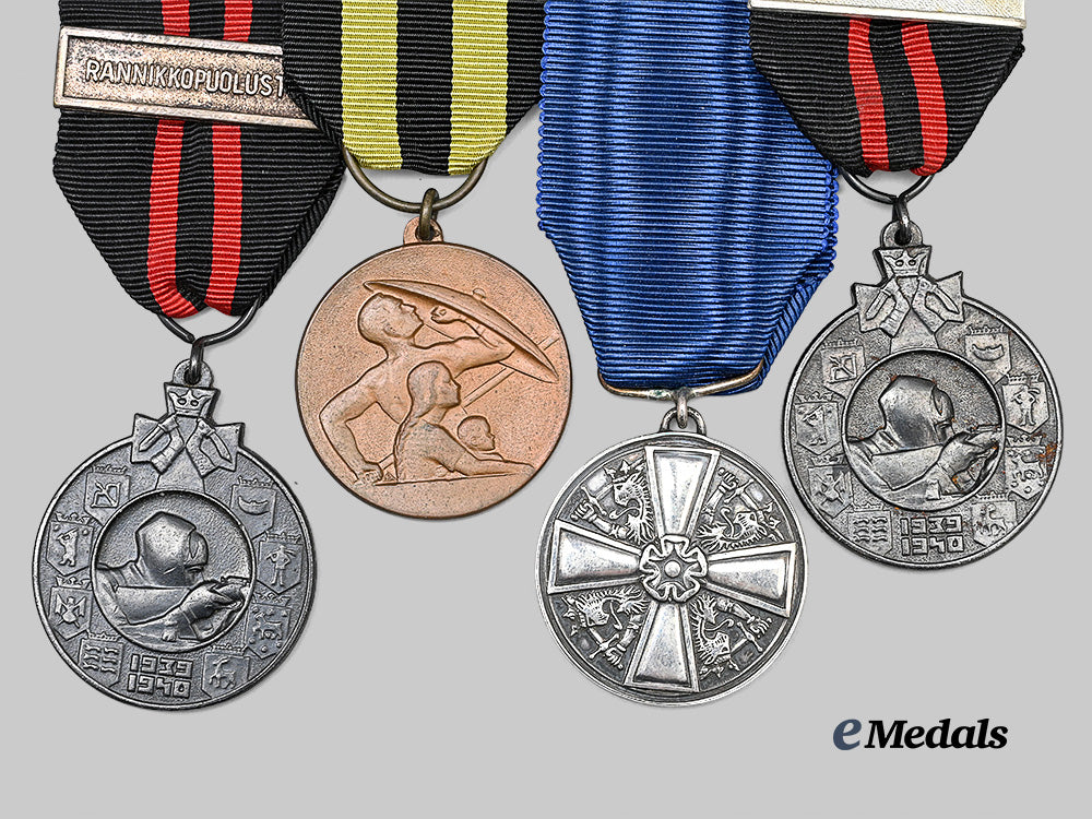 finland,_kingdom._a_lot_of_mixed_finnish_decorations_and_insignia_e_medals__e_u25239_3