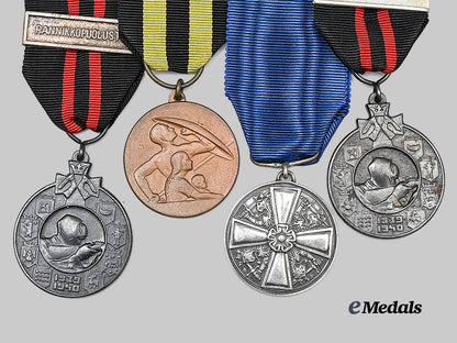 finland,_kingdom._a_lot_of_mixed_finnish_decorations_and_insignia_e_medals__e_u25239_3