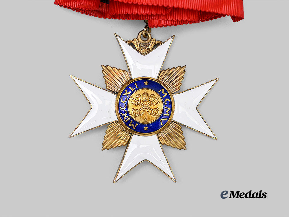 vatican,_papal_state._an_order_of_st._sylvester,_grand_officer_set,_by_tanfani&_bertarelli_e_medals__e_u25248_10