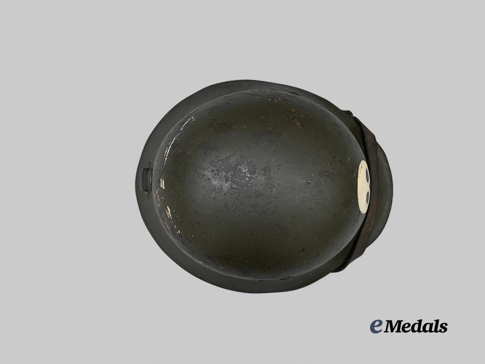 hungary,_regency._an_m38_steel_helmet,_finnish_export_example,_by_má_v_a_g_e_medals__e_u25255_8