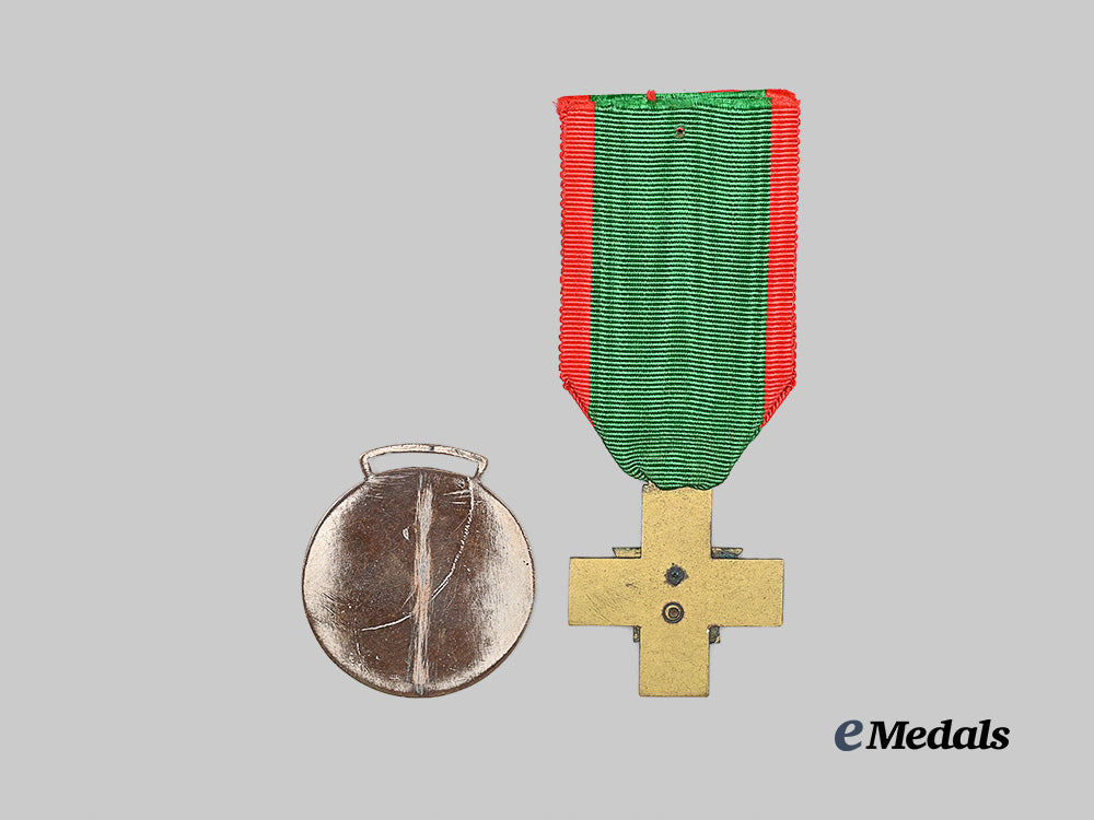 italy,_kingdom._two_eritrean_army_corps_medals_e_medals__e_u25267_4