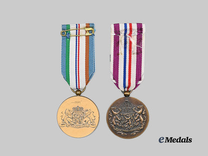 netherlands,_kingdom._a_lot_of_two_united_nations_peacekeeping_operation_medals_e_medals__e_u25270_4