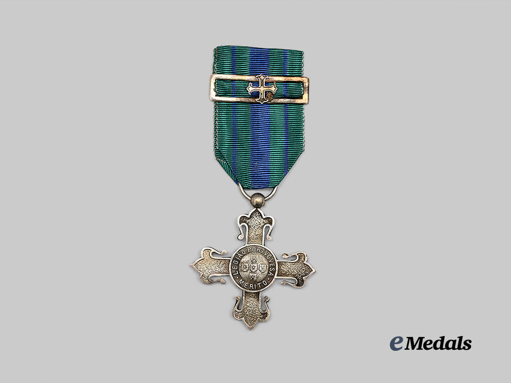 portugal,_kingdom._a_legion_merit_medal,_i_i_class_e_medals__e_u25277_2