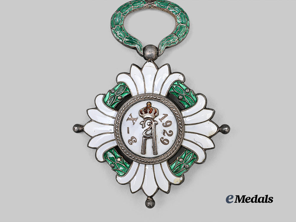 yugoslavia,_kingdom._an_order_of_the_yugoslavia_crown,_v_class_knight_e_medals__e_u25282_5