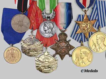 international._a_lot_of_fourteen_medals&_awards_e_medals__e_u25294_3