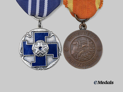 finland,_republic._a_woman's_bravery_pair1941_e_medals__e_u25297_3