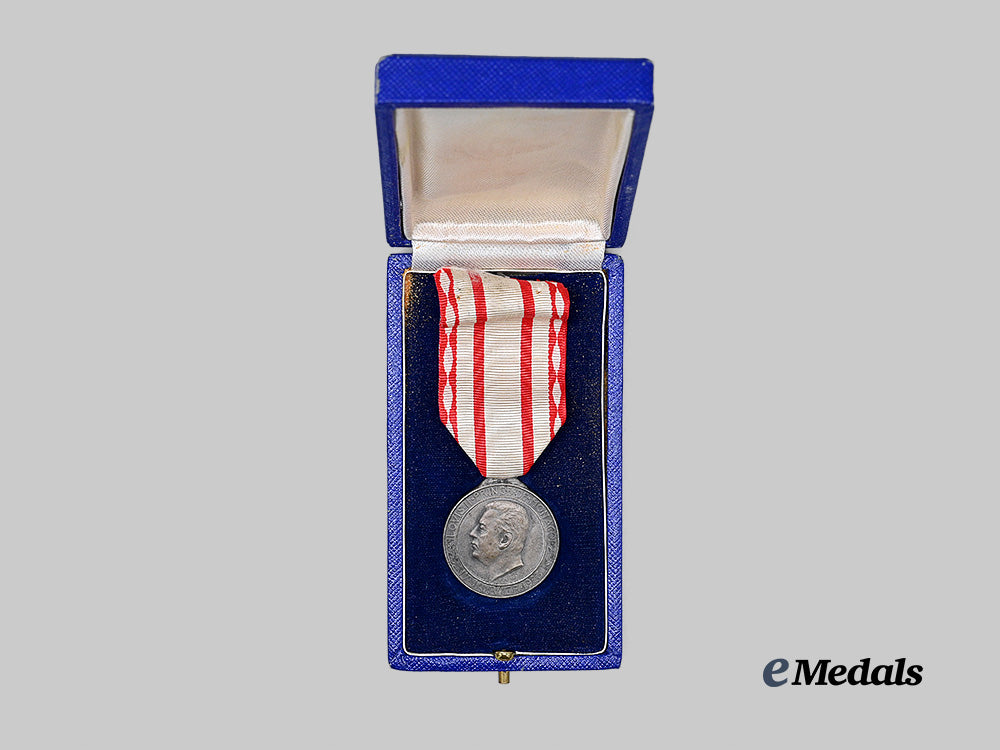 monaco,_principality._a_medal_of_labour;_silver_grade,_c.1945_e_medals__e_u25299_3