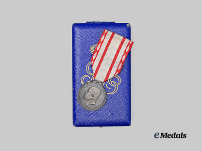 monaco,_principality._a_medal_of_labour;_silver_grade,_c.1945_e_medals__e_u25299_4