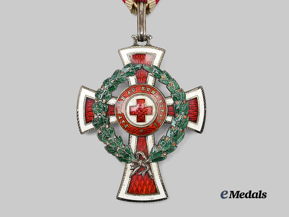 austria,_imperial._a_red_cross_honour_decoration,_i_i_class_cross_e_medals__e_u25303_3