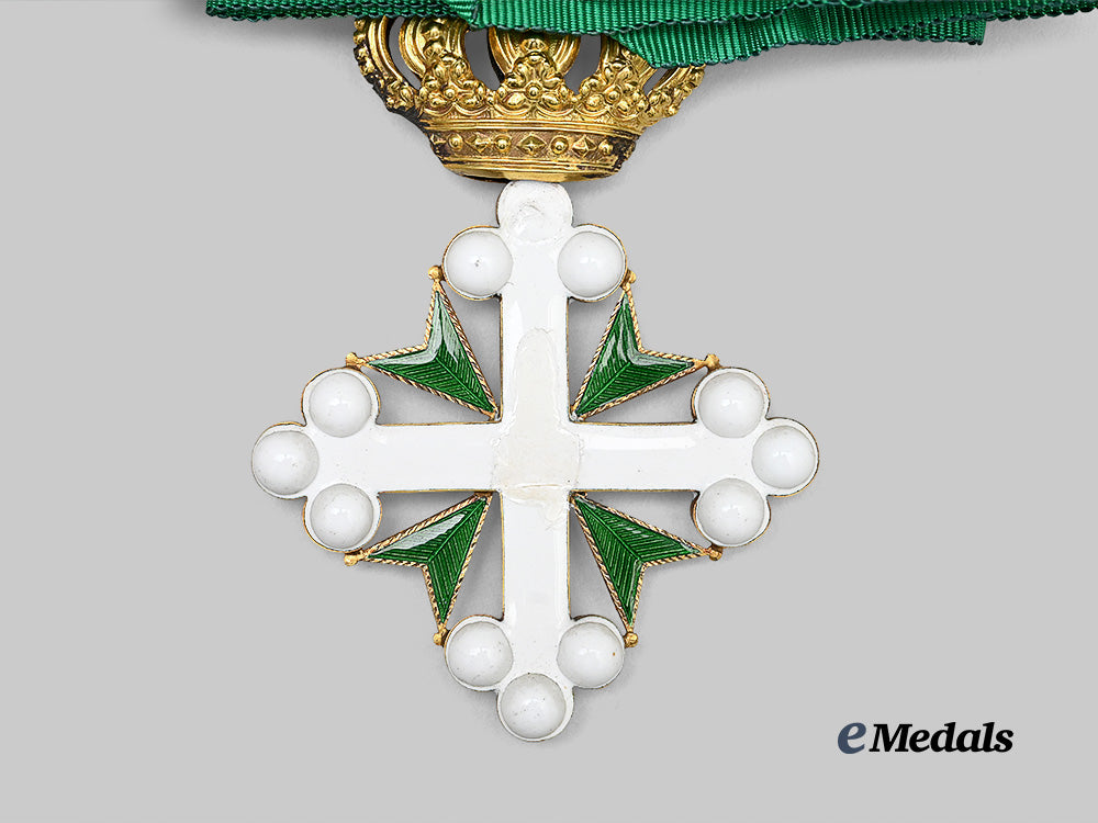 italy,_kingdom._an_order_of_maurice&_st._lazarus,_commander_in_gold_e_medals__e_u25324_5