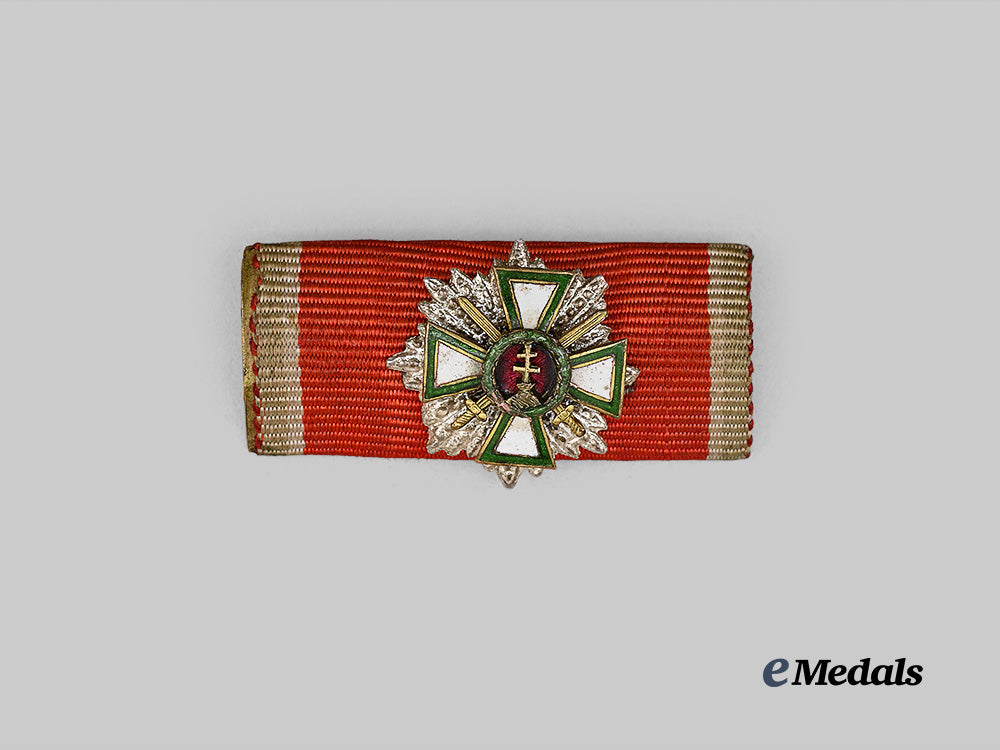 hungary,_kingdom._an_order_of_merit,_miniature_first_class_grand_cross_star,_military_division,_c.1940_e_medals__e_u25342_2