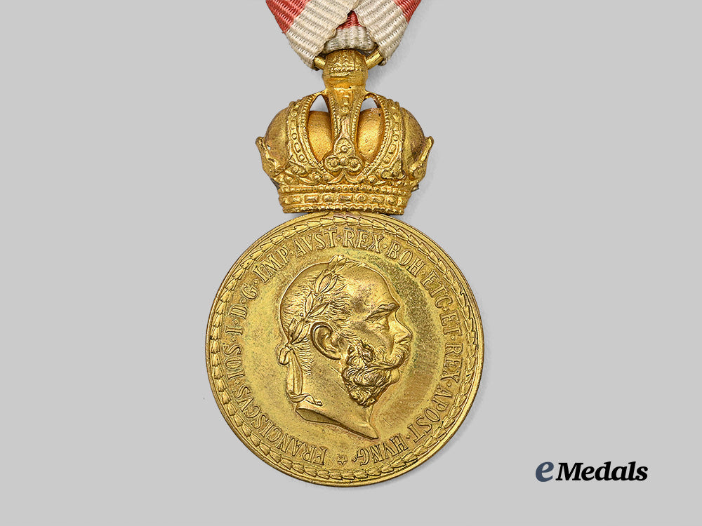 austria,_imperial._a_military_merit_medal,_bronze_grade_with_swords_and_case,_by_zimbler_e_medals__e_u25345_7
