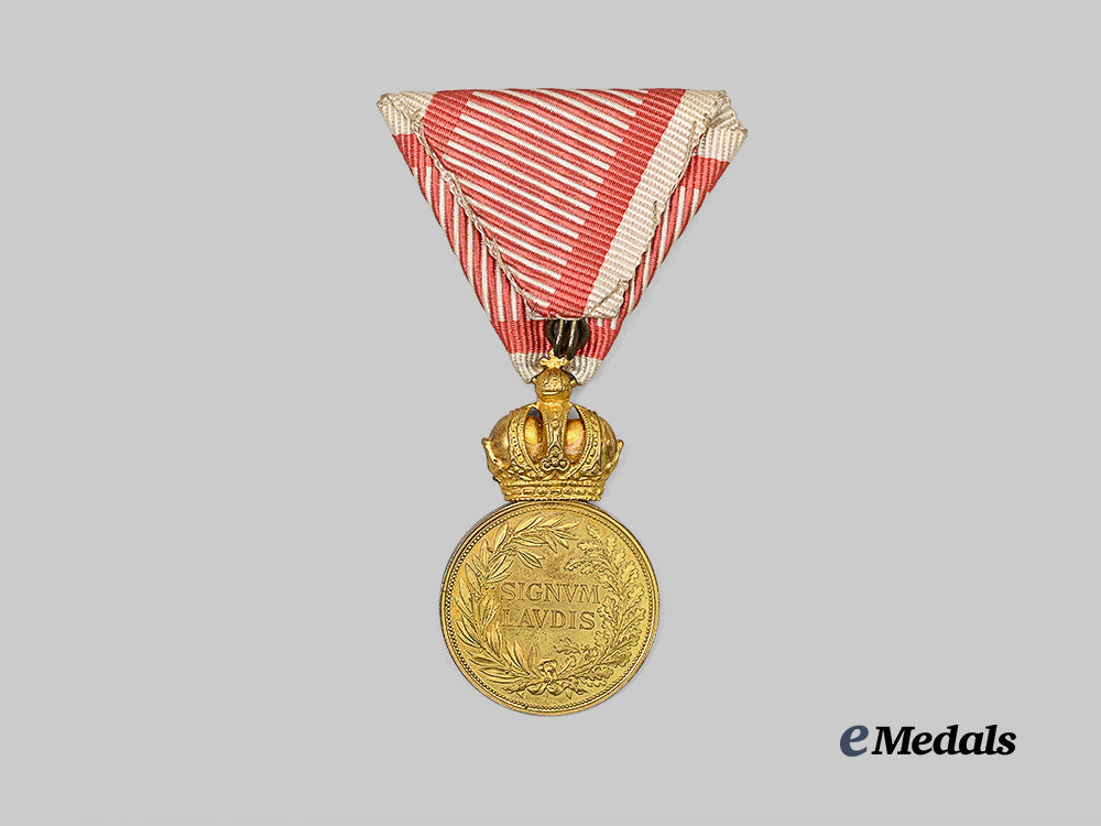 austria,_imperial._a_military_merit_medal,_bronze_grade_with_swords_and_case,_by_zimbler_e_medals__e_u25345_8