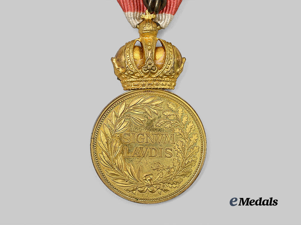 austria,_imperial._a_military_merit_medal,_bronze_grade_with_swords_and_case,_by_zimbler_e_medals__e_u25345_9