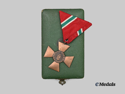 hungary,_kingdom._a_civil_defense_merit_cross,_in_case,_c.1944_e_medals__e_u25350_4