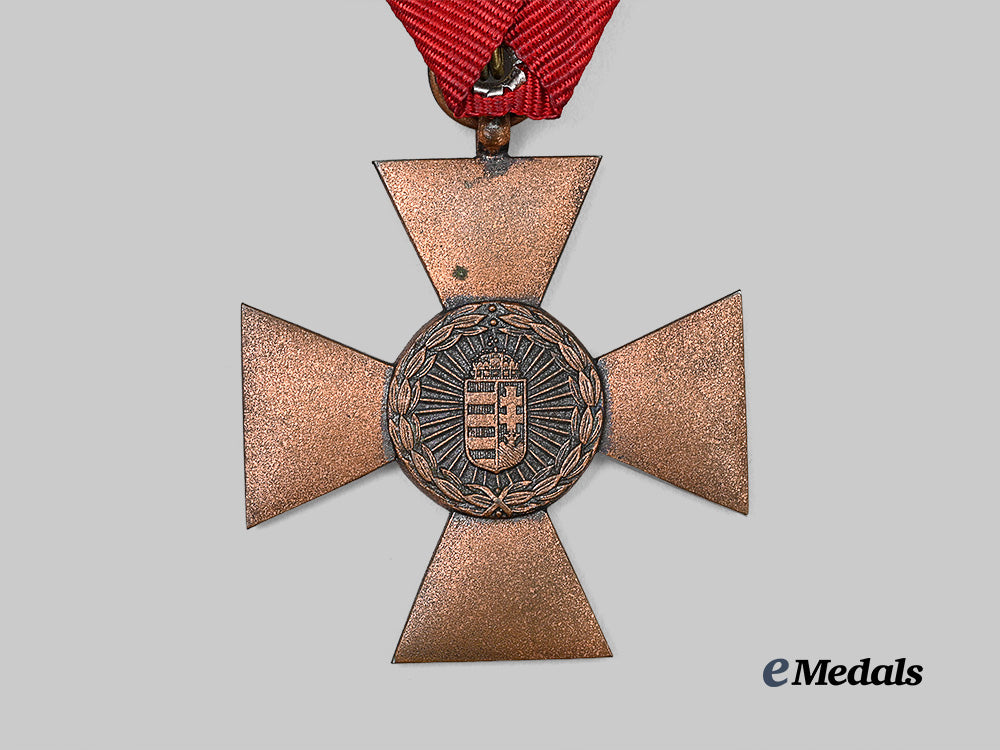 hungary,_kingdom._a_civil_defense_merit_cross,_in_case,_c.1944_e_medals__e_u25350_6
