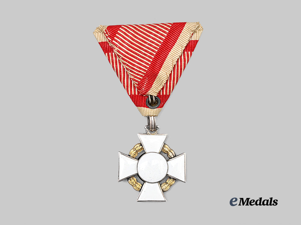 austria,_imperial._a_military_merit_cross,_i_i_i_class_with_war_decoration,_by_friedrich_orth_e_medals__e_u25367_4