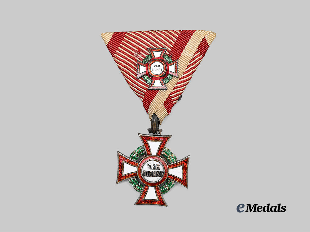 austria,_imperial._a_military_merit_cross,_i_i_i_class_with_small_i_class_with_war_decoration,_by_rothe,_c.1900_e_medals__e_u25371_6