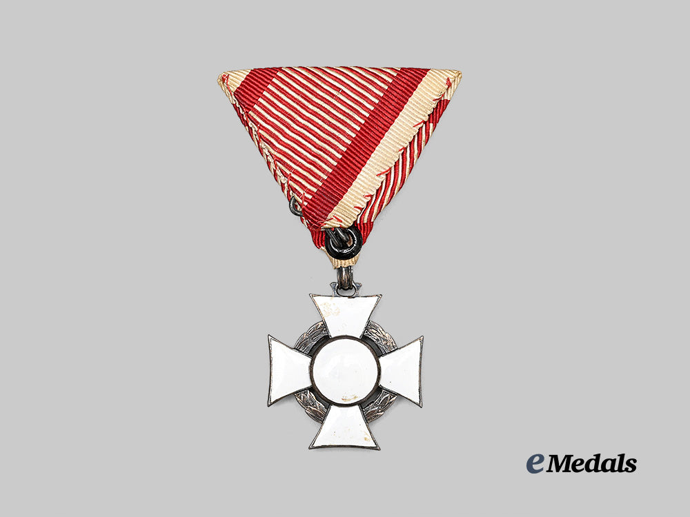 austria,_imperial._a_military_merit_cross,_i_i_i_class_with_small_i_class_with_war_decoration,_by_rothe,_c.1900_e_medals__e_u25371_8
