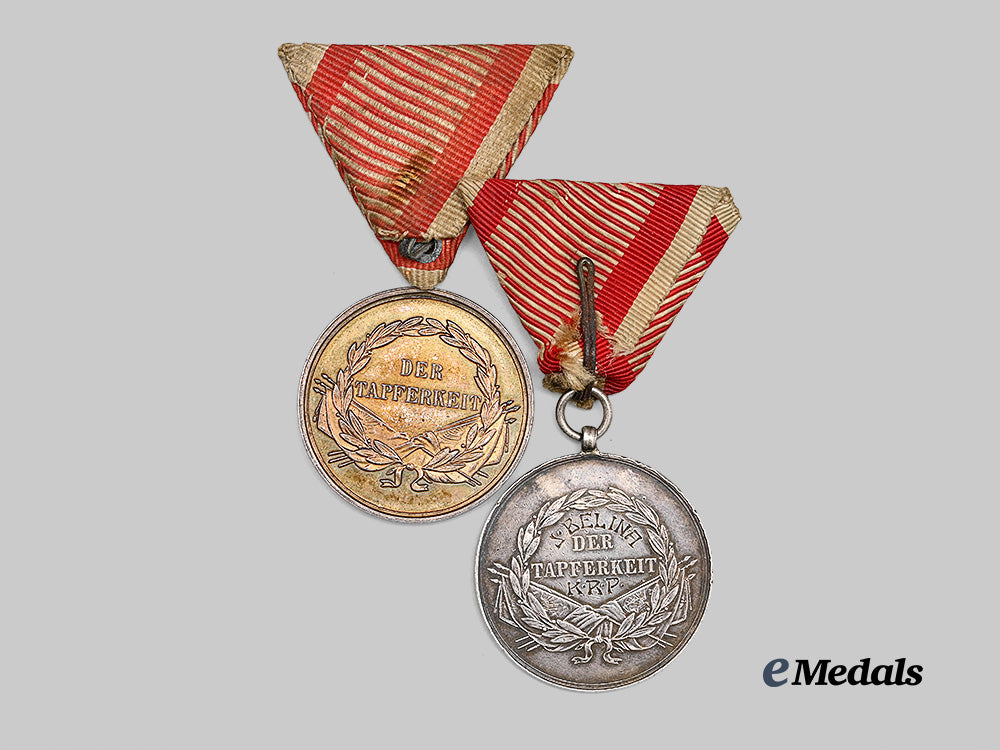 austria,_imperial._a_pair_of_bravery_medals,_dedicated_e_medals__e_u25374_4