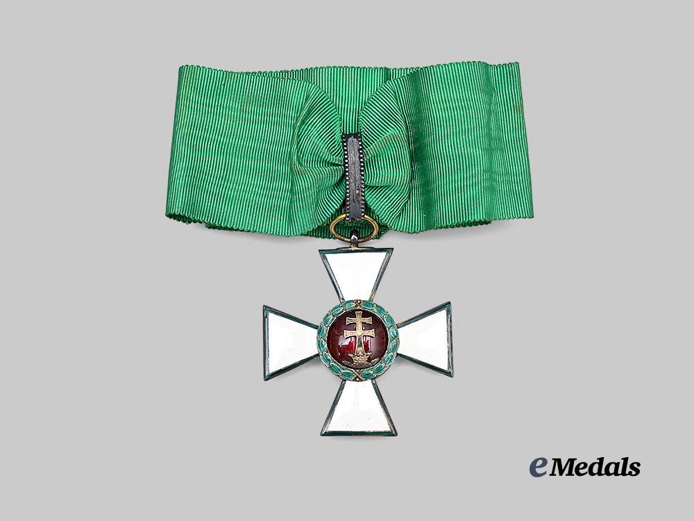 hungary,_kingdom._an_order_of_merit,_second_class_commander's_set,_c.1935_e_medals__e_u25376_6