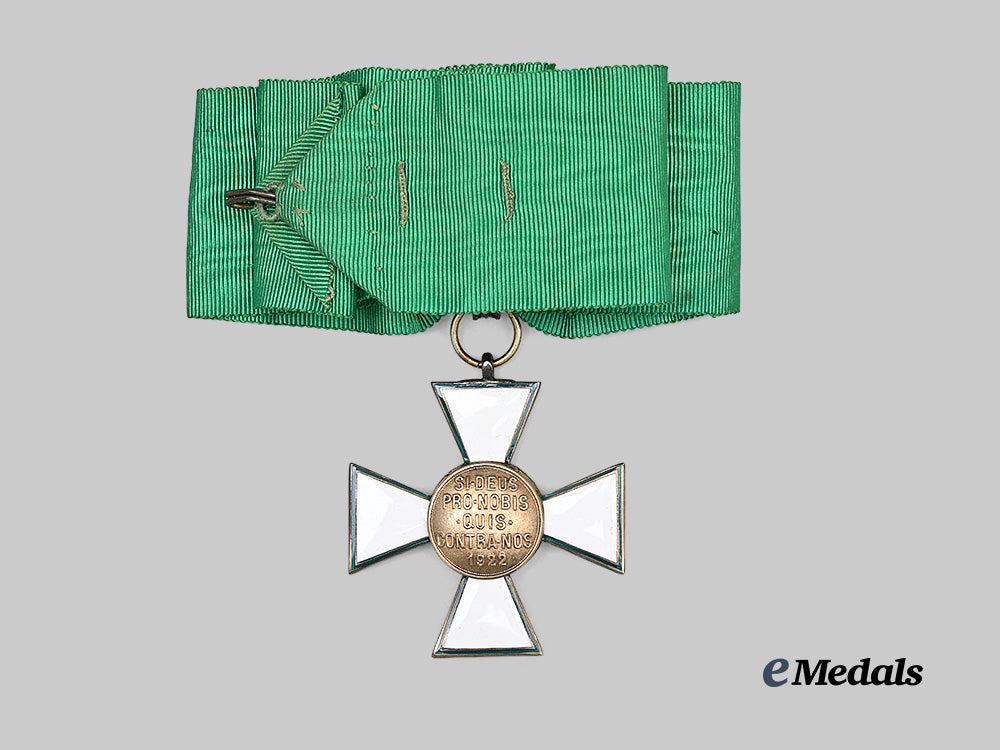 hungary,_kingdom._an_order_of_merit,_second_class_commander's_set,_c.1935_e_medals__e_u25376_8