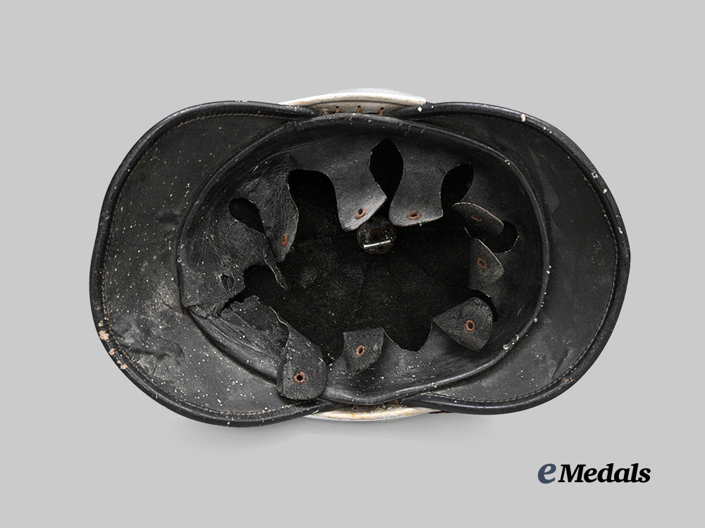 hungary,_kingdom._a_royal_police_zrínyi_helmet,_cavalry_version,_c.1945_e_medals__e_u25378_7