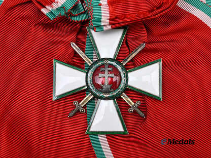 hungary,_kingdom._an_order_of_merit,_military_division,_first_class_grand_cross,_c.1935_e_medals__e_u25382_3