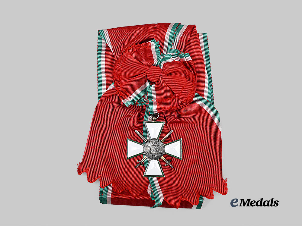 hungary,_kingdom._an_order_of_merit,_military_division,_first_class_grand_cross,_c.1935_e_medals__e_u25382_4