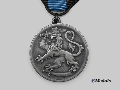 finland,_kingdom._a_rare_war_of_liberation_commemorative_medal,_with_three_clasps_e_medals__e_u25400_5