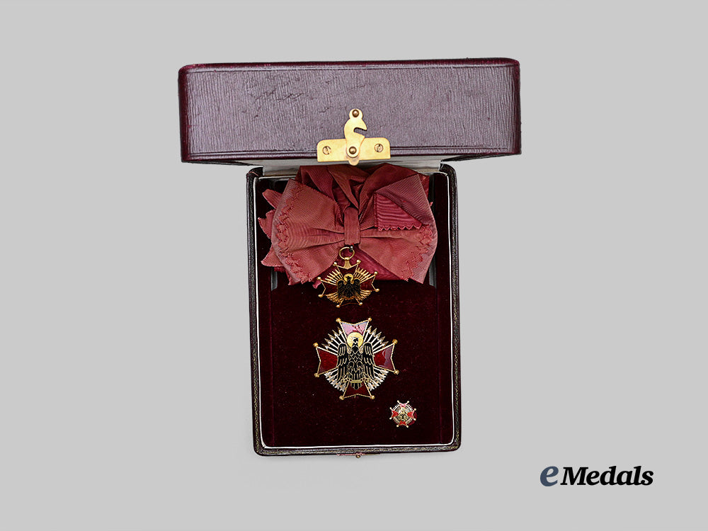 spain,_spanish_state._an_order_of_cisneros,_grand_cross_set,_in_case_e_medals__e_u25419_3
