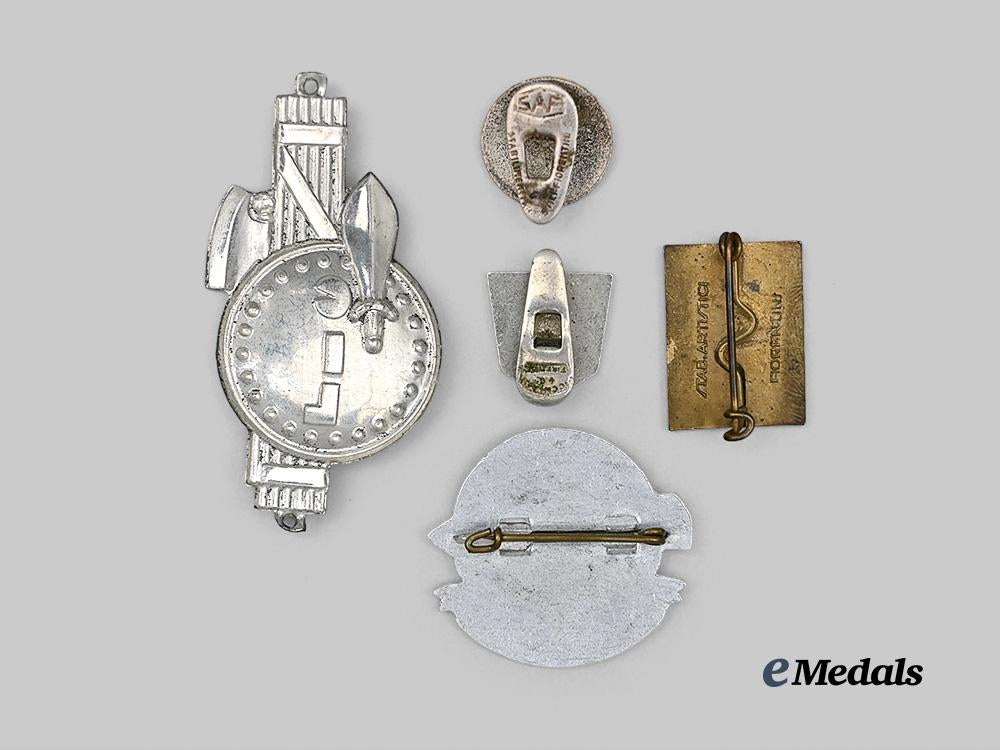 five_second_war_period_italian_fascist_badges_e_medals__e_u31090_3