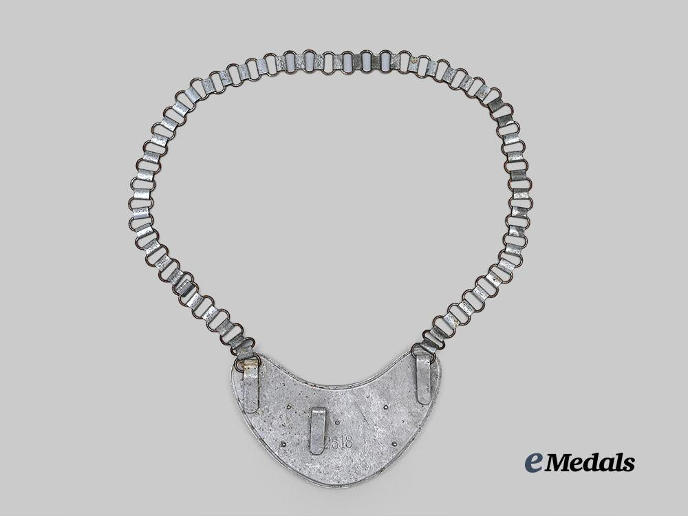 hungary._a_scarce_second_war_hungarian_gendarmerie_gorget_e_medals__e_u9642_4