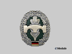 A Federal Republic Pioneer/Engineer's Combat Troops Cap Badge