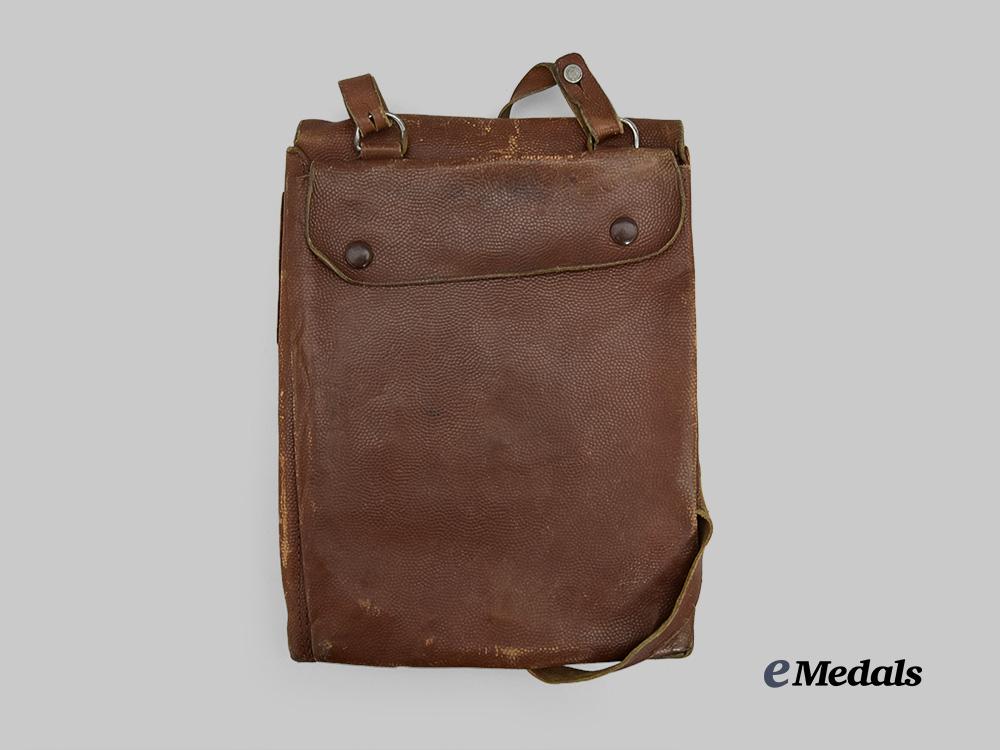 germany,_wehrmacht._a_second_war_wehrmacht_officer's_tote_case_e_medals__g18956_4